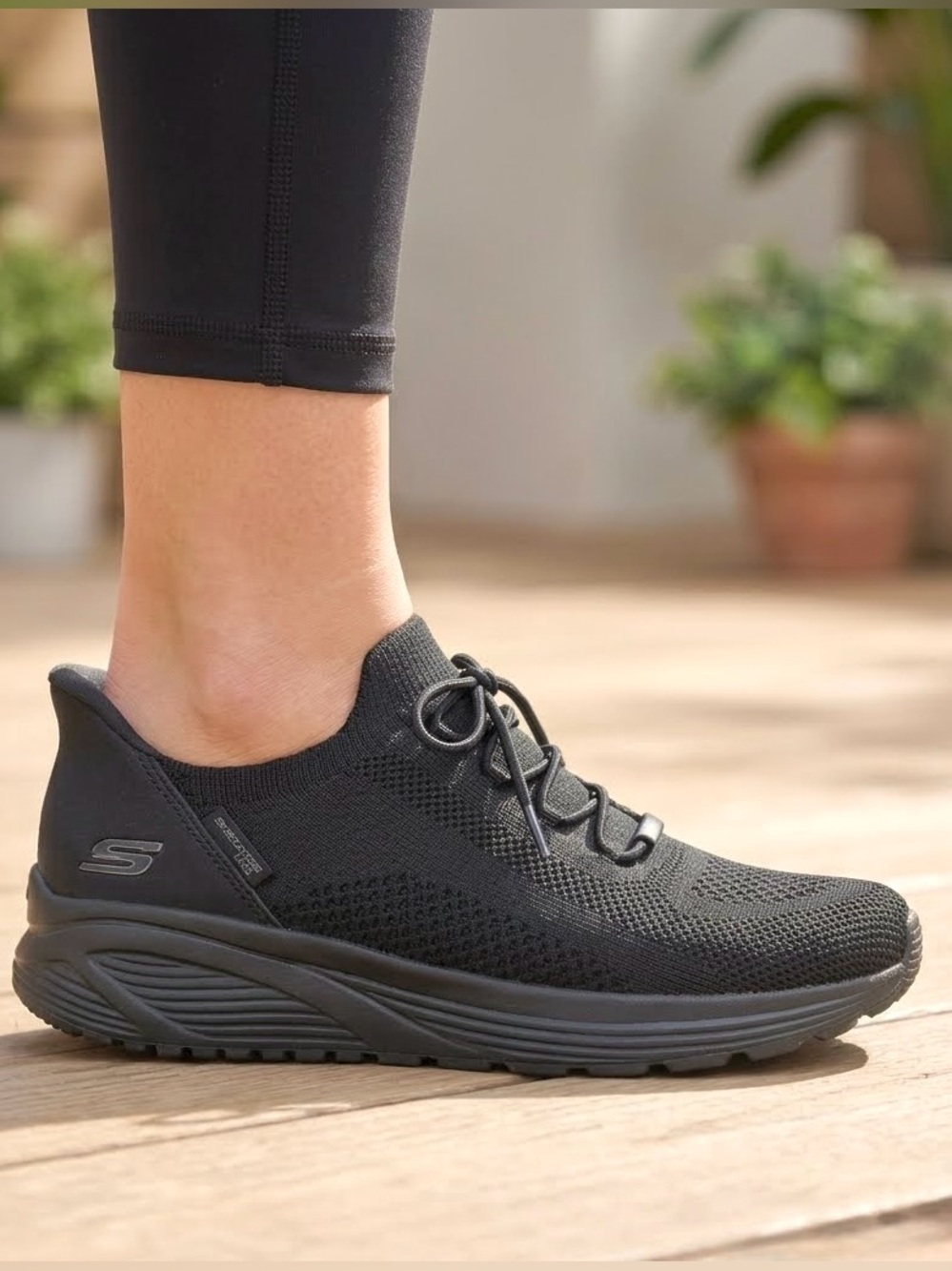 Skechers BOBS Sport Sparrow 2.0  Allegiance‎ Crew Sneaker Shoe, Black, Size 10